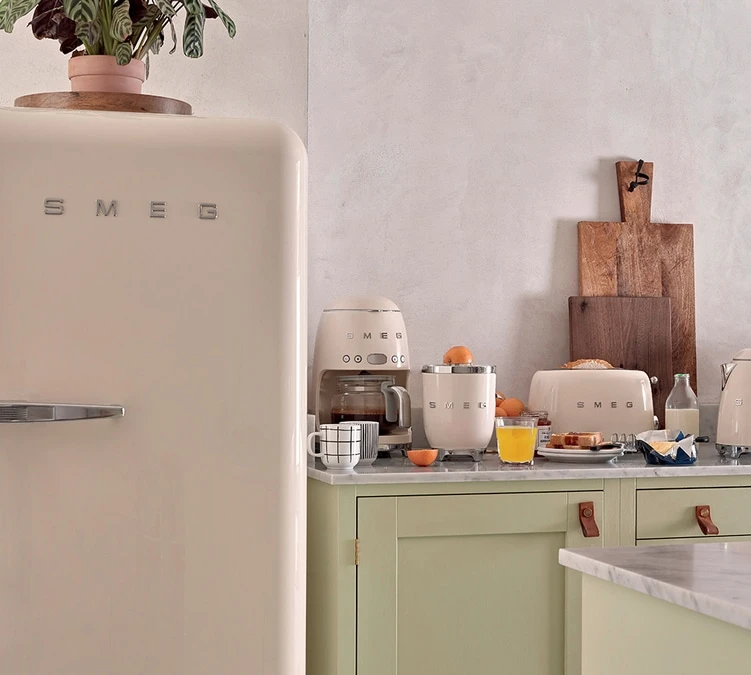 Set Petit-Déjeuner (Toaster - Cafetière Filtre - Presse Agrumes - Bouilloire) Crème - SMEG – Image 7