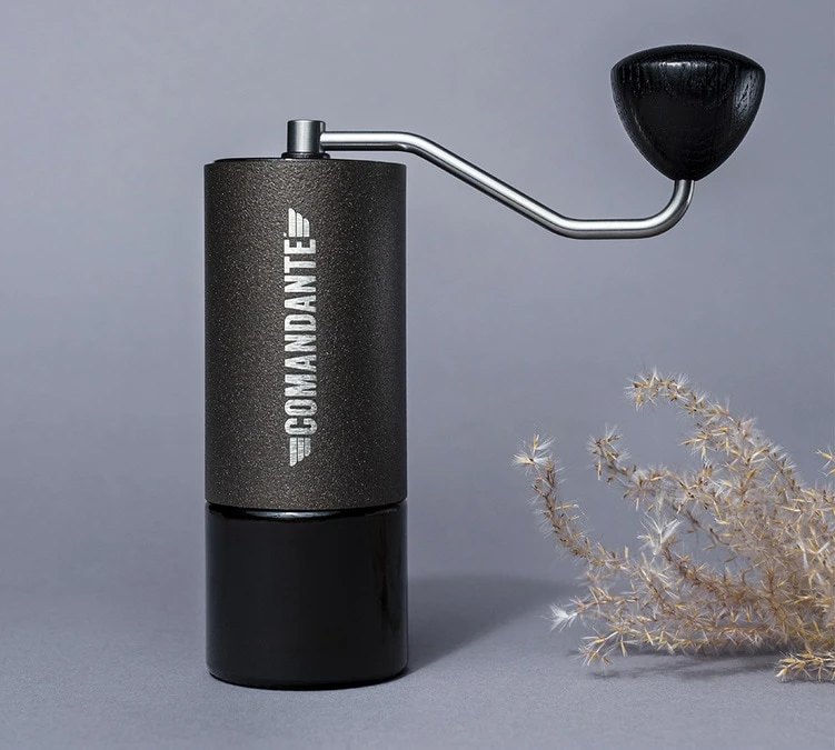 Moulin à Café COMANDANTE C40 MK4 Nitro Copper Mountain – Image 3