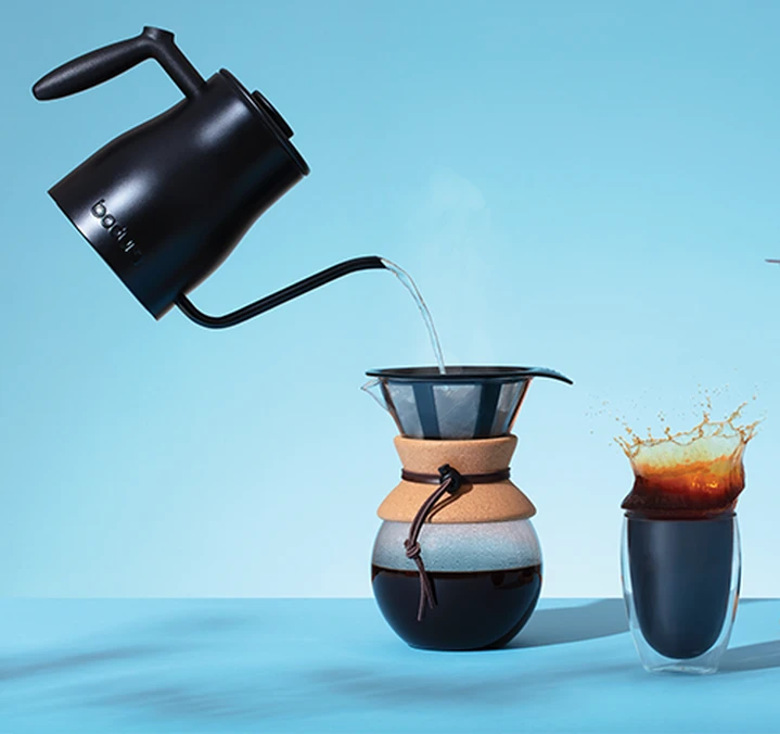 Bouilloire Traditionnelle Gooseneck - Inox Cuivré à Long Bec - 1L - BODUM – Image 2