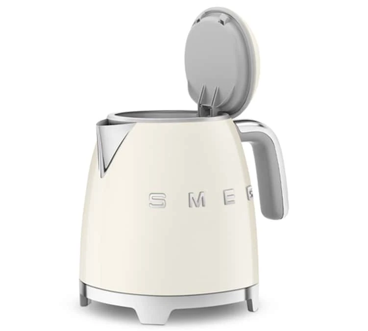Mini Bouilloire SMEG - Crème - KLF05CREU 0,8 L + Offre Cadeau – Image 7